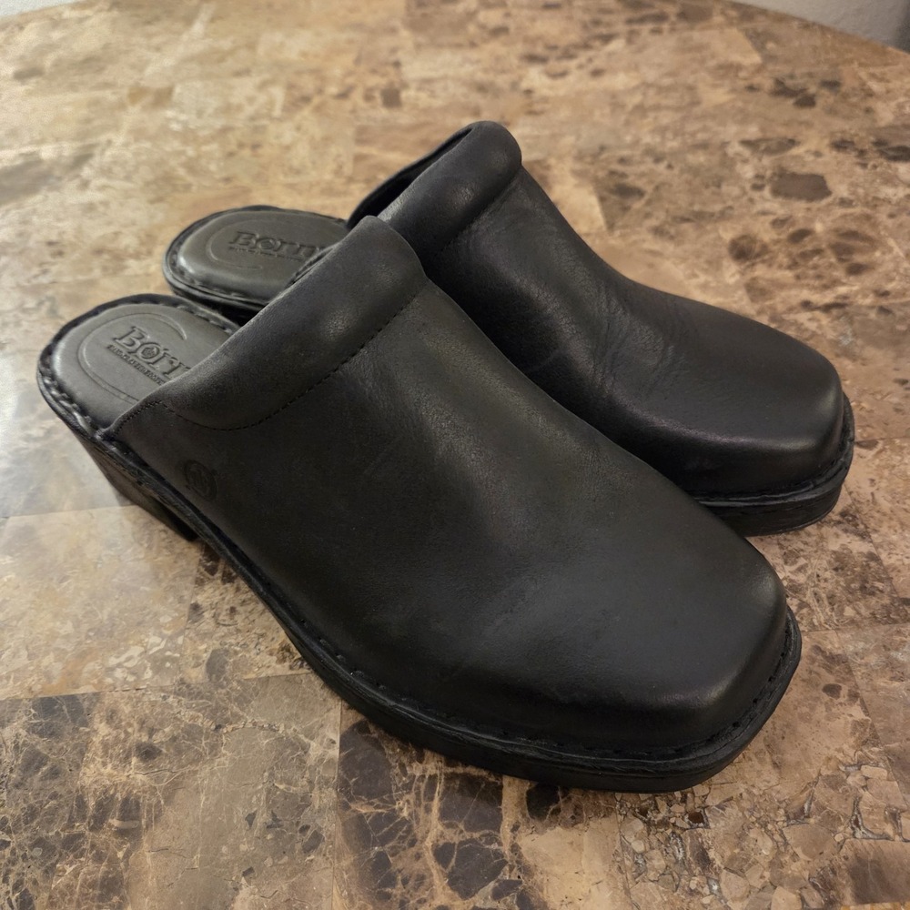 Born sz 8 M Hilary square toe black leather block heel clogs mules casual career